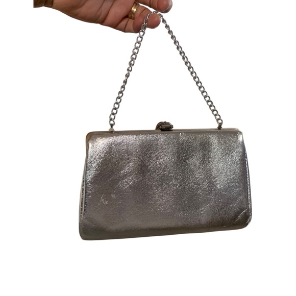 🔗Vintage Silver Clutch🔗 - Picture 6 of 11